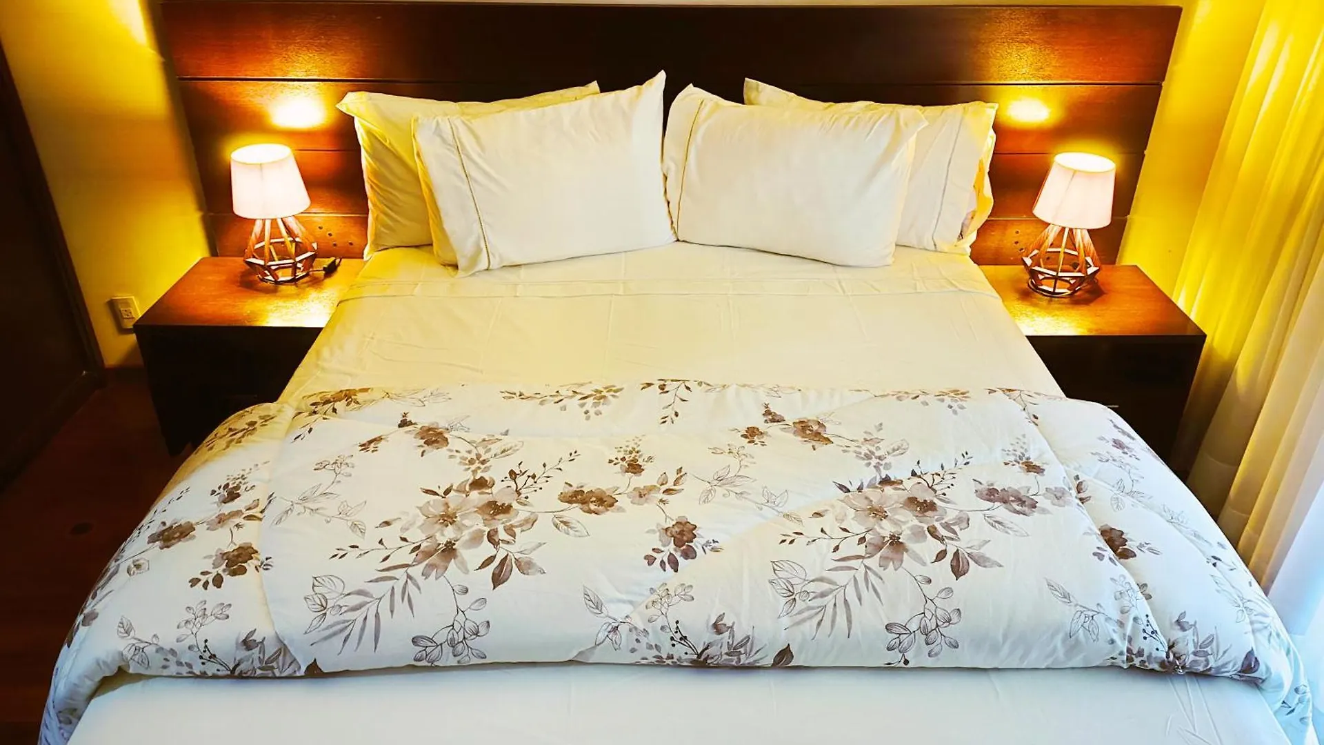 Book A Flat Grand Plaza Paulista contacts